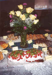 Centerpiece and Pavlova