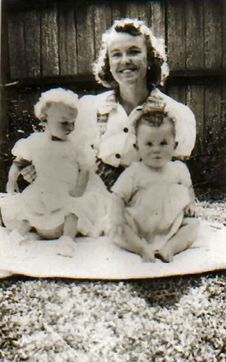 Jock McLachlan - gr dau Gwen  & gr gr daus - Beverley  Bourke & Jennifer Midgley