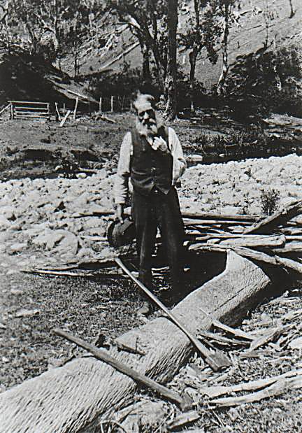 Andrew George husband of Agnes McLachlan @ Stewarts Brook NSW circa 1925