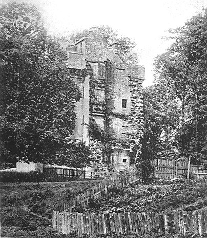 Inverquharity Castle, Ancient stronhold of the Ogilvies