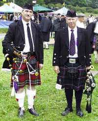 Pipers.jpg (114087 bytes)