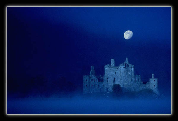 Kilchurn Castle Loch Awe - Moonlight