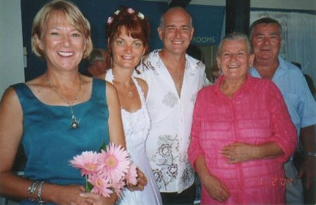 Parents are Cherie & Bob Masterman  -  son Ian & Sharon wed  -  wed  -  on our left is Jo  - dau of Cherie